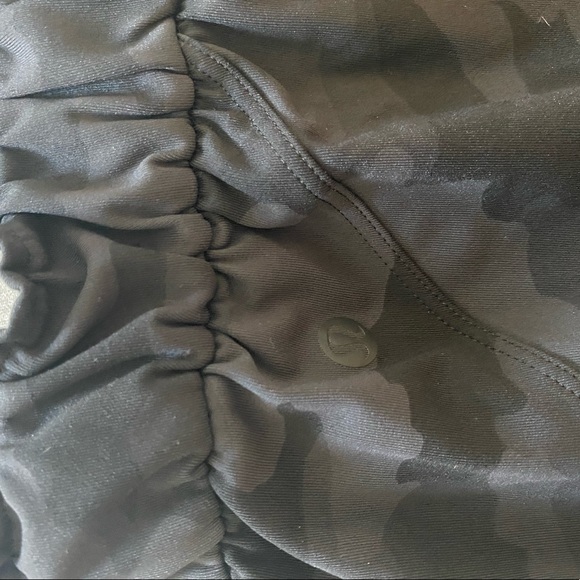 Lululemon joggers - Picture 4 of 4